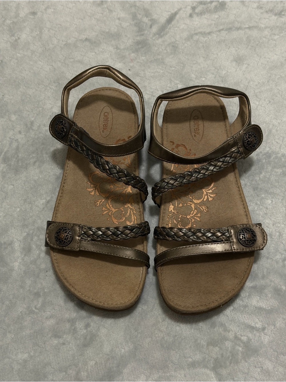 Aetrex Jillian Women’s 9 Braided Straps Orthotic Leather Comfort Sandal Metallic